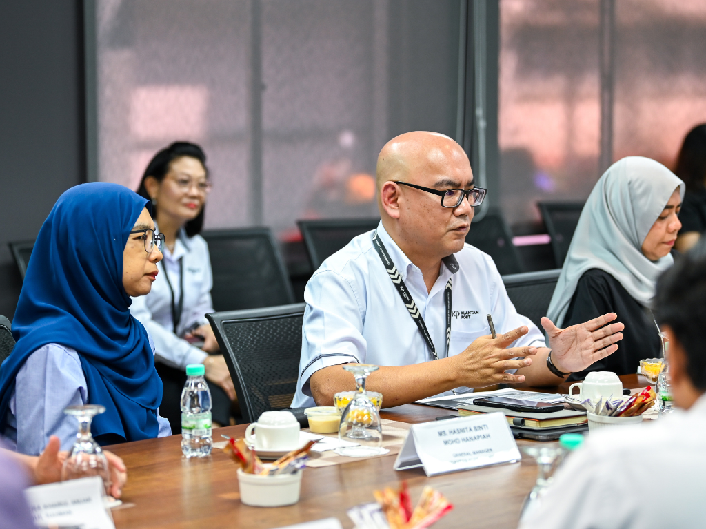15 Jun 2026 : Lawatan Kerja Timbalan Menteri, Kementerian Pelaburan, Perdagangan dan Industri (MITI) 1 1 2