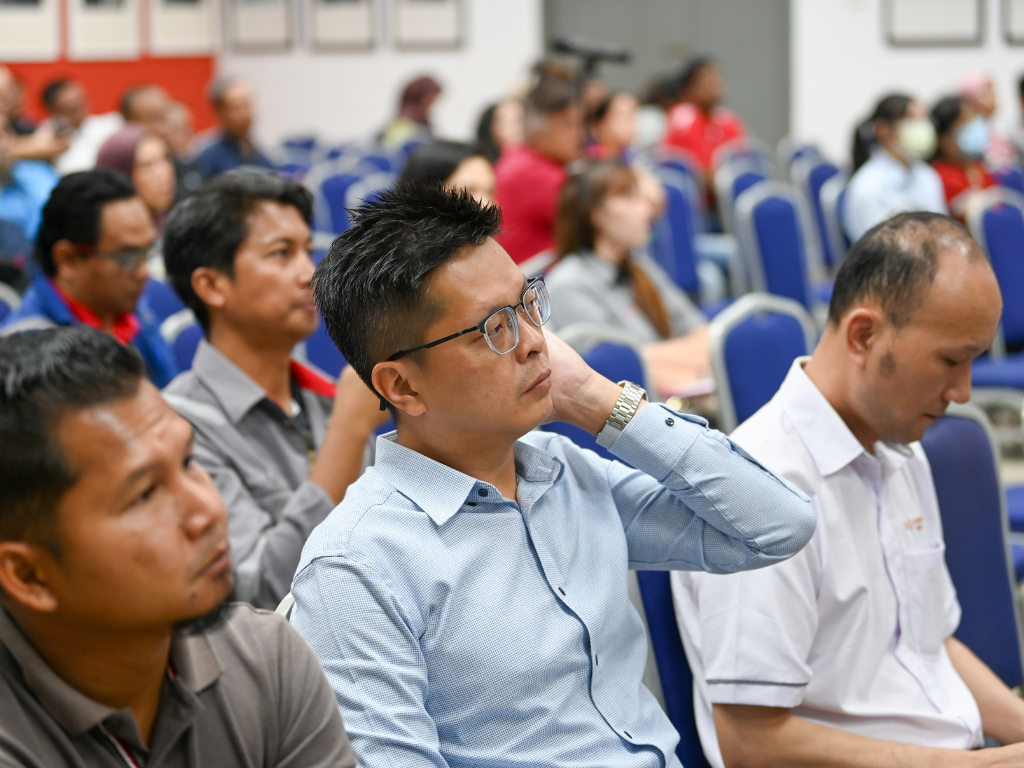 12 Jun 2026 : Sesi Town Hall Pembentangan Cadangan Tarif Baharu Pelabuhan Kuantan 3 6 1