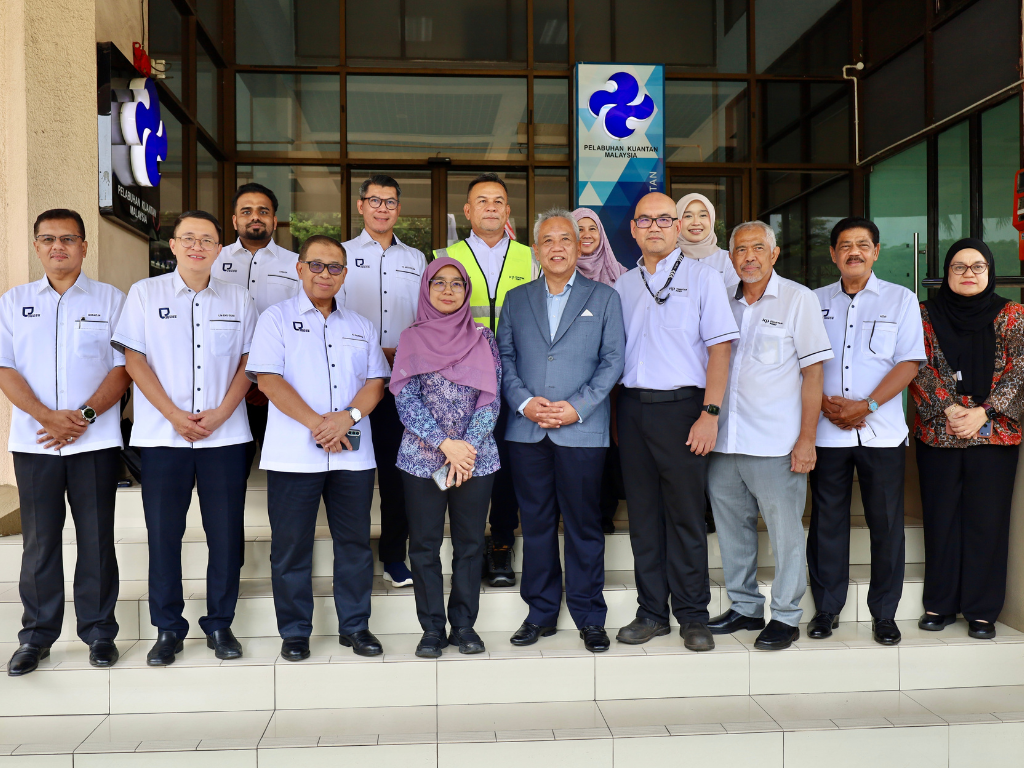 13 Ogos 2026 : Lawatan Rasmi Pengerusi Dan Ahli Lembaga Pengarah, Lembaga Pelabuhan Johor (LPJ) 1 4